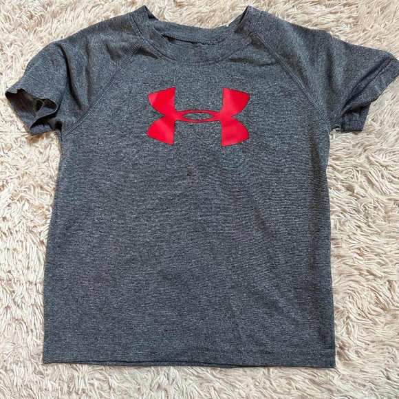 Other - Boys under amour tshirt